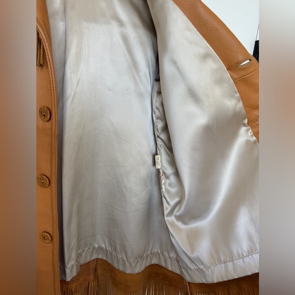 Vintage 70s Western Style Leather Brown Cognac Jacket with Fringe - Picture 7 of 9